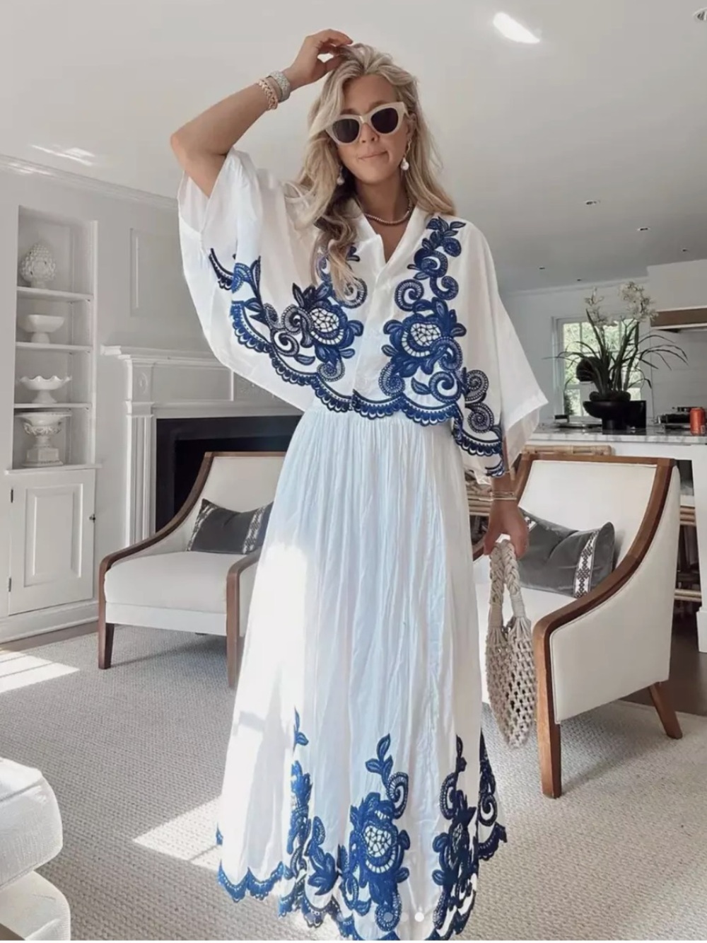 Euc Zara White blue  Blue Floral Embroidery batwing top